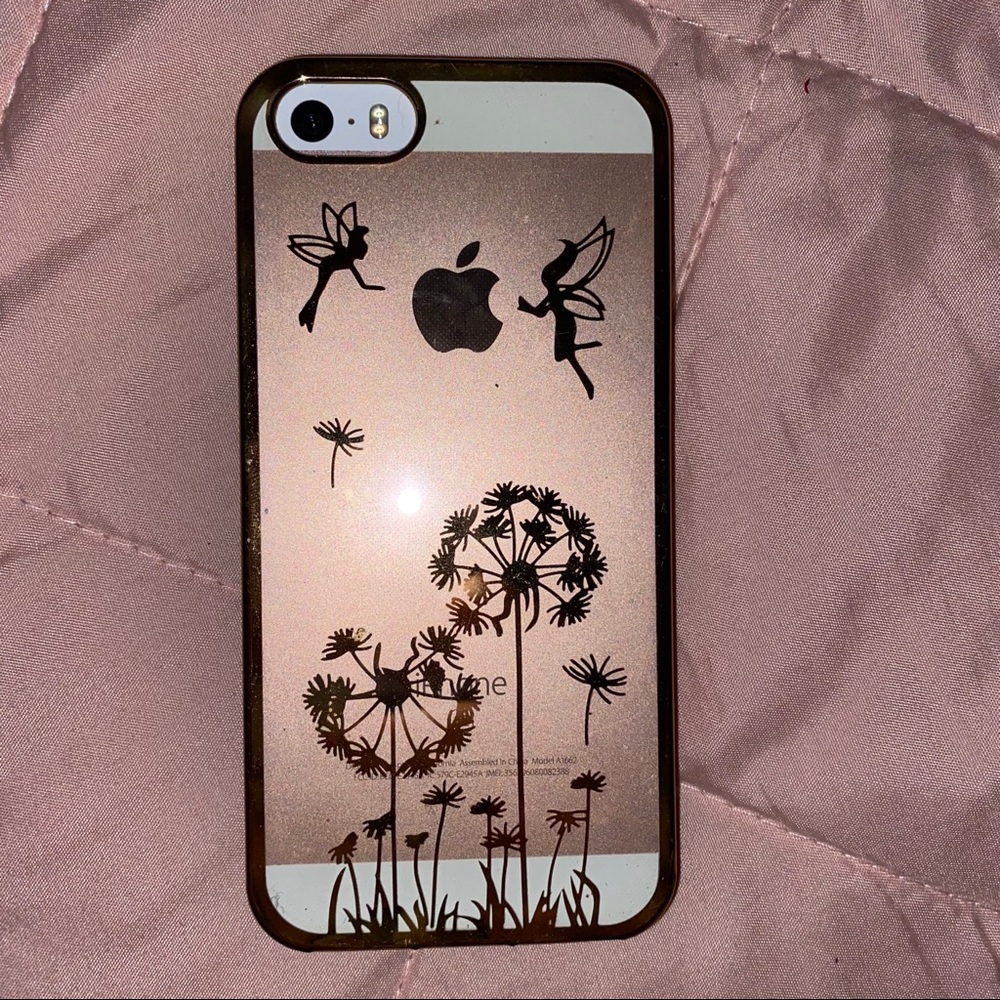 🥀IPHONE SE CASE 3/$20